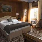 Vittoria Bed and breakfast 3*