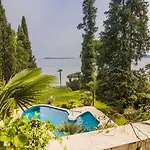 Vittoria Gardone Riviera