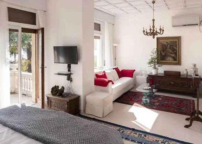 Frühstückspension Vittoria 3*