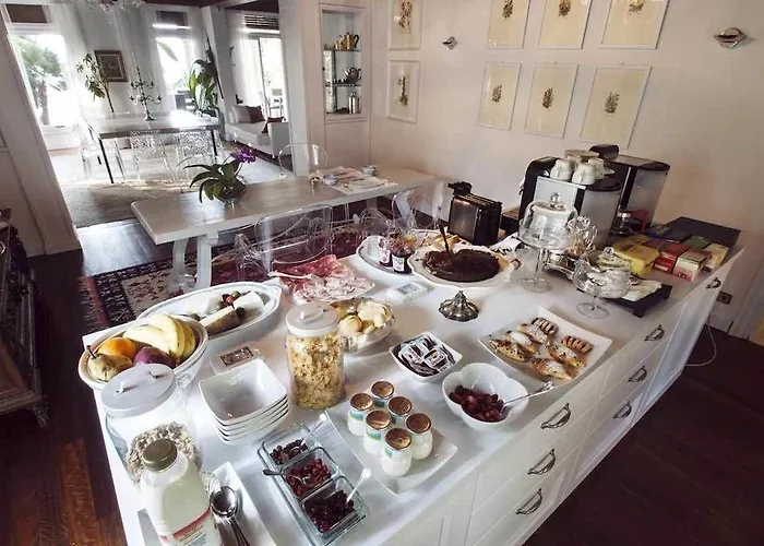 Vittoria Gardone Riviera